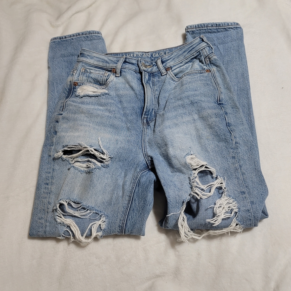 American Eagle Highest Rise Mom Jean Sz 0 Blue Denim Distressed AE School - Picture 2 of 7